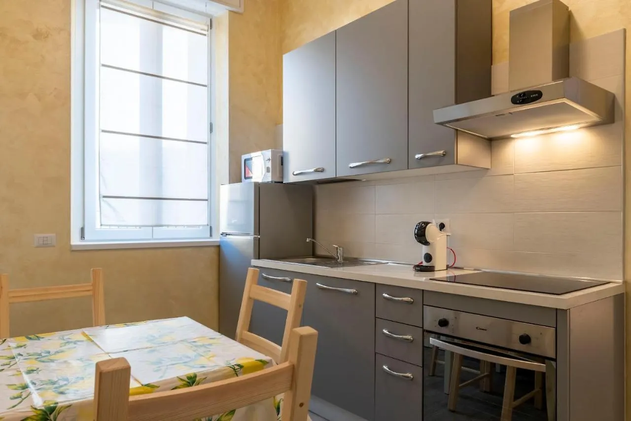 Leader Apartment 1 - Monzino - Hockey Msg Arena - Linate - Milan